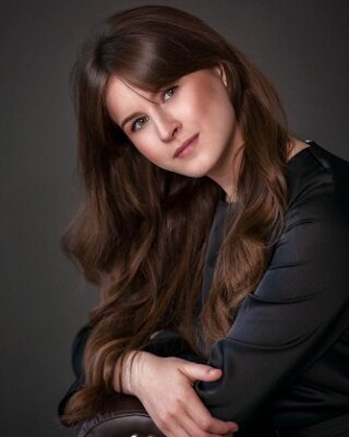Елена Обедина